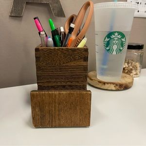 *SOLD*EUC Wooden Pencil Cup With Phone Stand